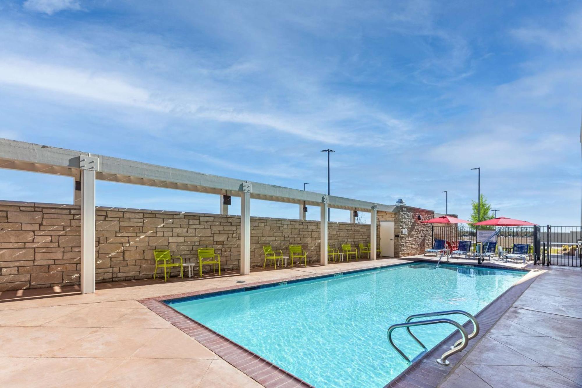 Home2 Suites By Hilton Midland East, Tx Bagian luar foto